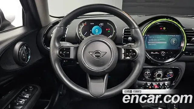 Mini Cooper Clubman 2021 — Photo 13/20