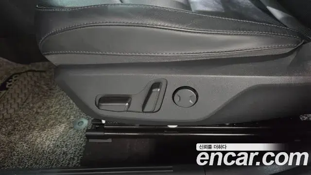 Kia Niro 2022 — Photo 20/39