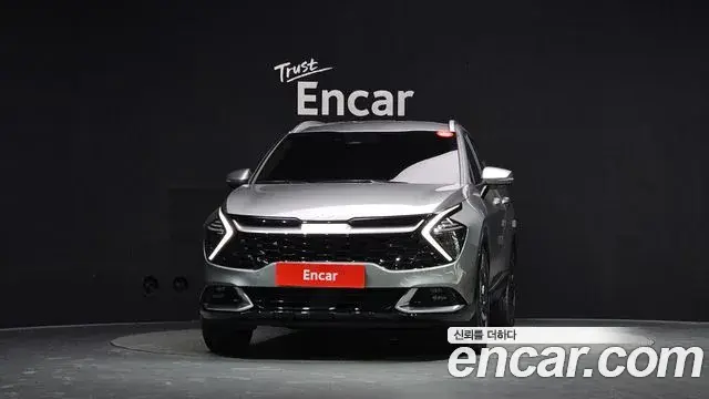 Kia Sportage 2021 — Фото 3/20