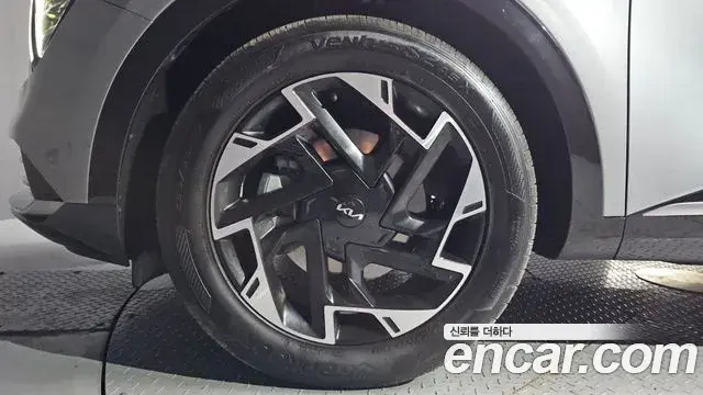 Kia Sportage 2021 — Фото 5/20