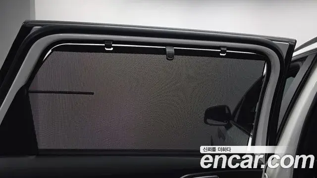 Kia Sorento 2023 — Şəkil 25/36