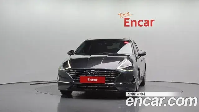 Hyundai Sonata 2021 — Фото 3/20