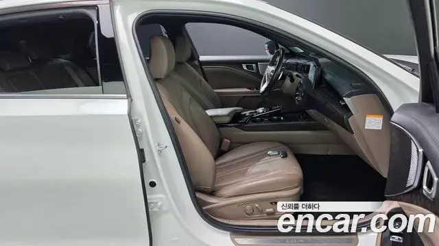 Kia K8 2022 — ფოტო 23/33