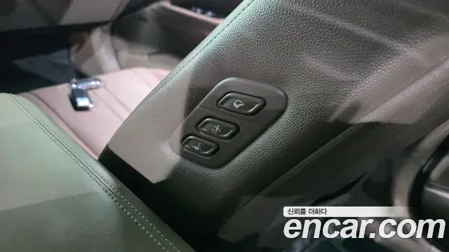 Kia K8 2022 — ფოტო 25/33