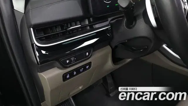 Kia Carnival 2024 — Şəkil 23/34