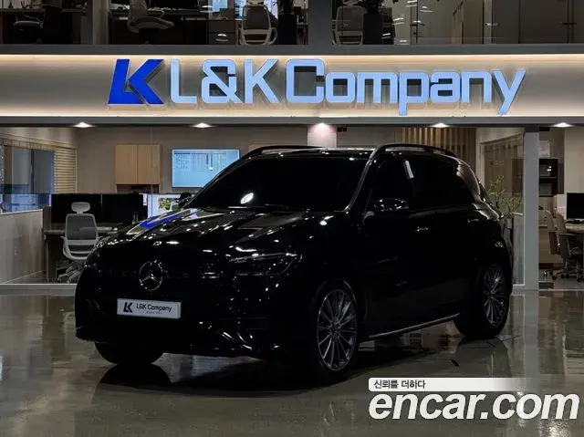 Mercedes-Benz GLE-Class 2026 — Фото 1/10