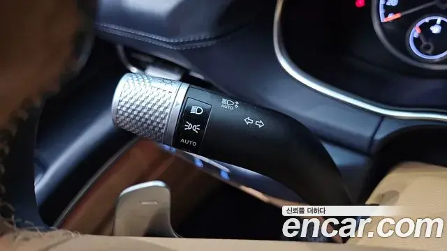 Genesis GV80 2022 — Şəkil 23/35