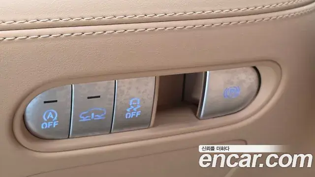 Genesis G90 2022 — Фото 15/20