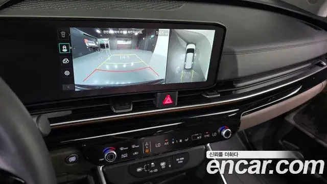Kia Carnival 2025 — Фото 16/20