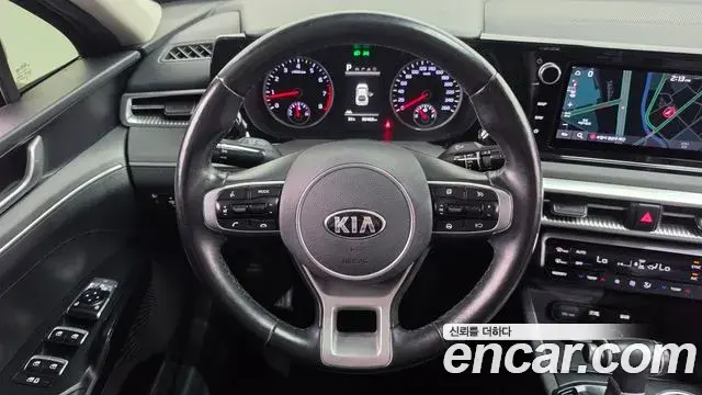 Kia K5 2020 — Фото 15/20