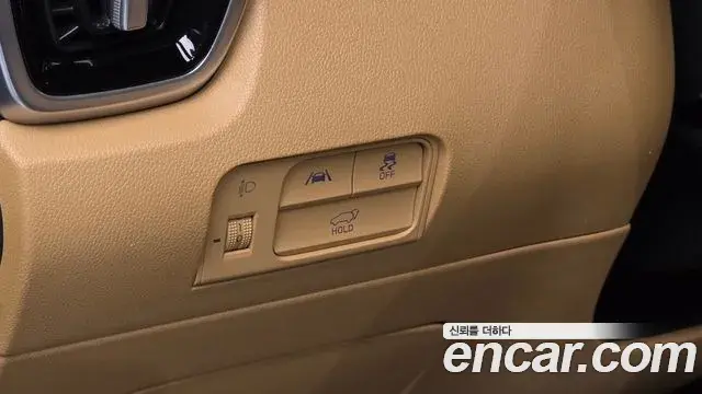 Kia Sorento 2022 — Фото 18/20