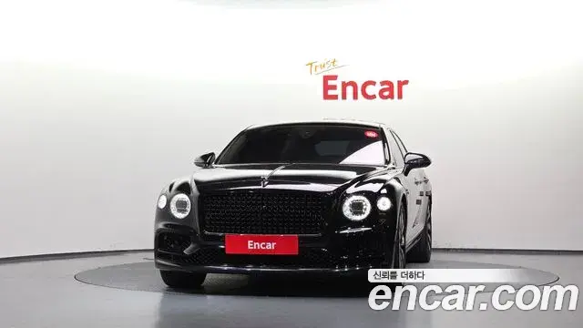 Bentley Flying Spur 2021 — Photo 7/20