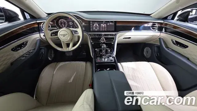 Bentley Flying Spur 2021 — Photo 1/20