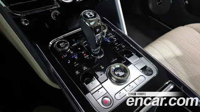 Bentley Flying Spur 2021 — Photo 9/20