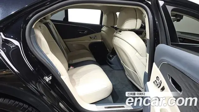Bentley Flying Spur 2021 — Photo 16/20