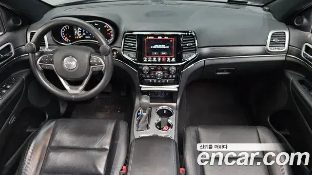 Jeep Grand Cherokee 2019 — Photo 2/34
