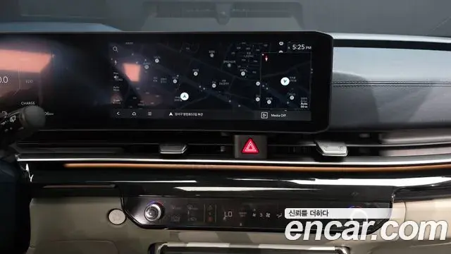 Kia Carnival 2024 — Фото 14/20