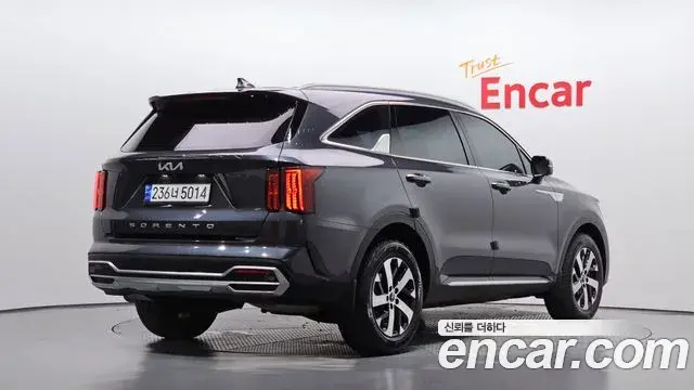 Kia Sorento 2022 — Photo 2/20