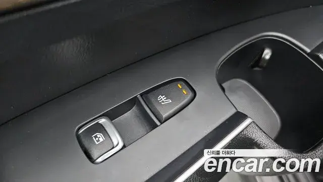 Kia Sorento 2022 — Photo 17/20