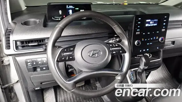 Hyundai Staria 2022 — Фото 12/20