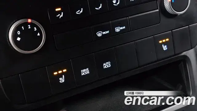 Hyundai Staria 2022 — Фото 16/20