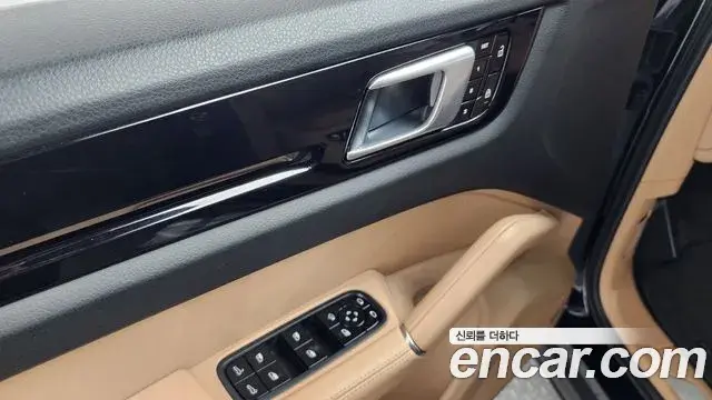 Porsche Cayenne 2019 — Фото 19/20