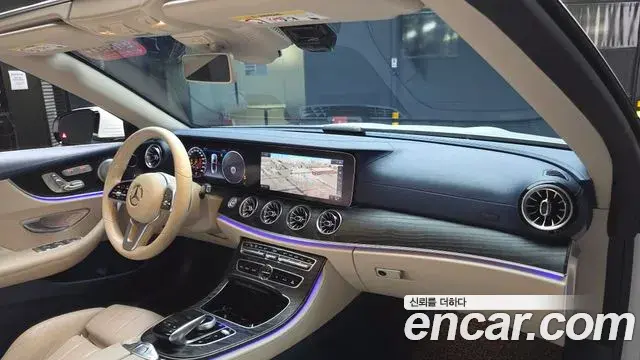 Mercedes-Benz E-Class 2020 — Фото 10/20