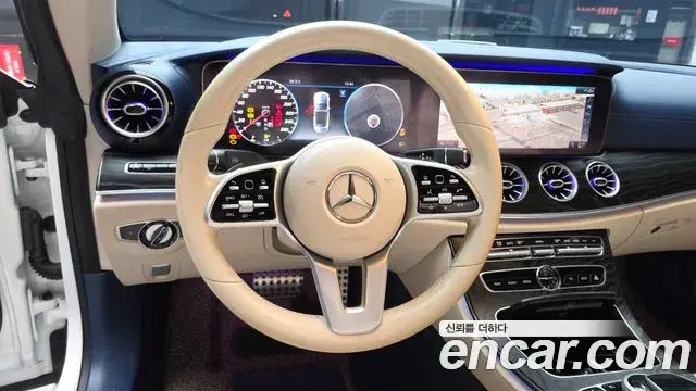 Mercedes-Benz E-Class 2020 — Фото 13/20