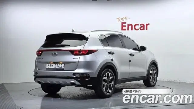 Kia Sportage The Bold 2019 — Фото 2/20