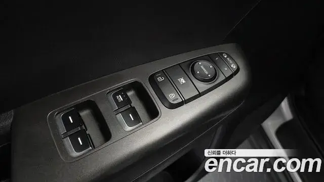 Kia Sportage The Bold 2019 — ფოტო 11/30