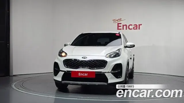 Kia Sportage The Bold 2021 — Фото 3/20