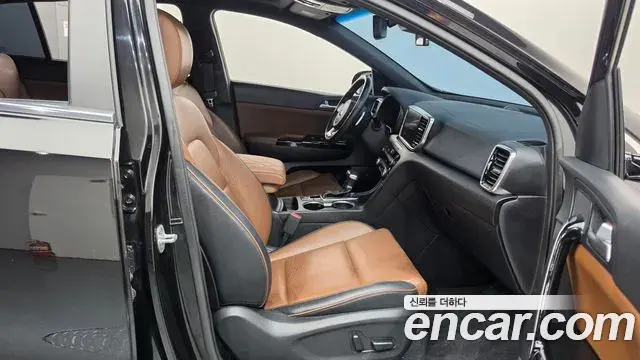 Kia Sportage The Bold 2020 — Фото 11/20