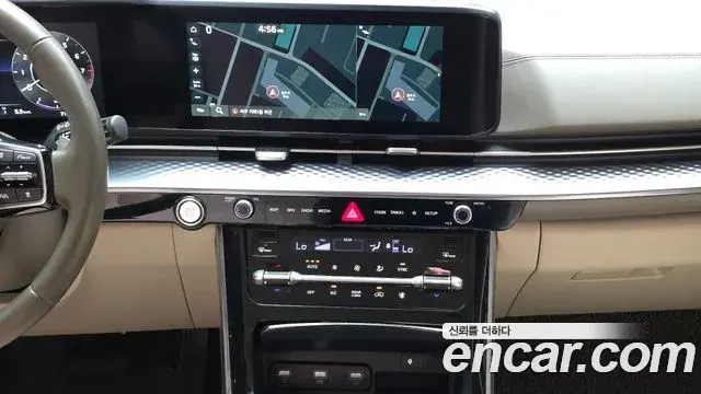 Kia Carnival 2021 — Фото 15/20