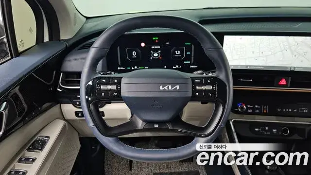 Kia Carnival 2025 — Photo 13/20
