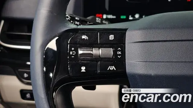 Kia Carnival 2025 — Photo 14/20