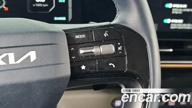 Kia Carnival 2025 — Photo 15/20