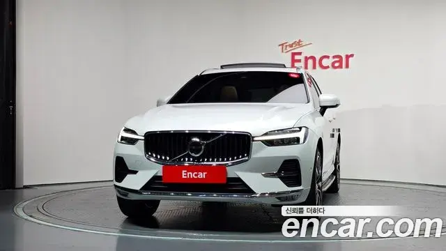 Volvo XC60 2023 — Şəkil 2/20