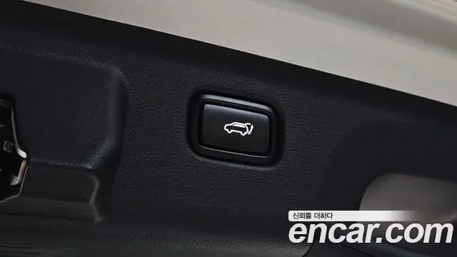 Kia Sportage 2022 — ფოტო 35/36