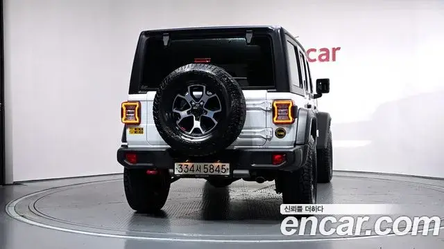 Jeep Wrangler 2021 — Фото 3/20