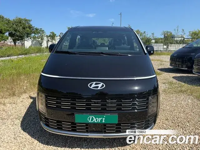 Hyundai Staria 2026 — Фото 2/20