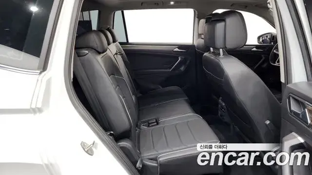 Volkswagen Tiguan Allspace 2024 — ფოტო 35/36