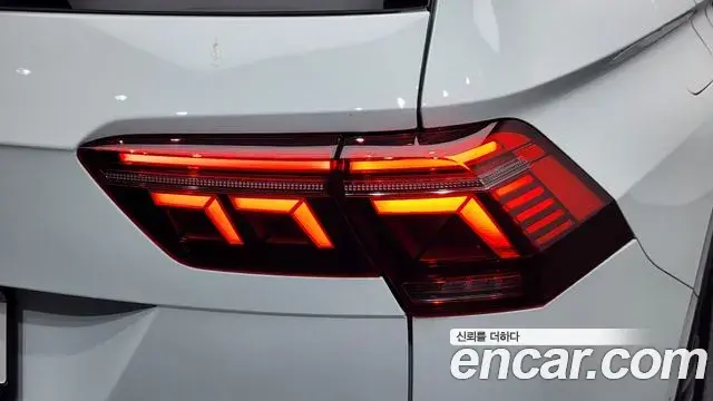 Volkswagen Tiguan Allspace 2024 — ფოტო 36/36