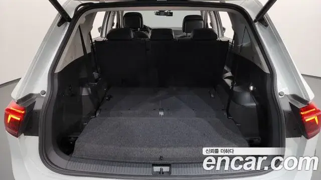 Volkswagen Tiguan Allspace 2024 — ფოტო 20/36