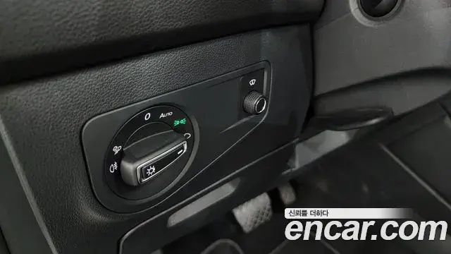 Volkswagen Tiguan Allspace 2024 — ფოტო 23/36