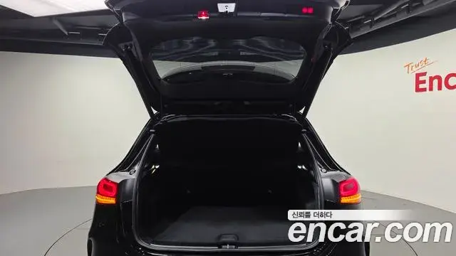 Mercedes-Benz GLA-Class 2021 — Фото 20/20