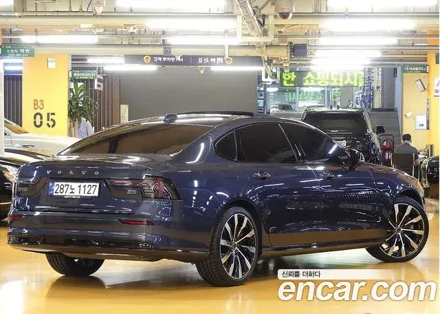 Volvo S90 2026 — Фото 1/20