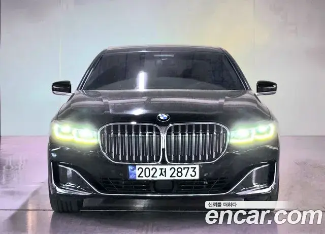 BMW 7 Series 2020 — Фото 2/20