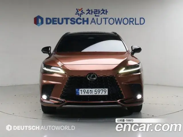 Lexus RX500h 2023 — ფოტო 4/20