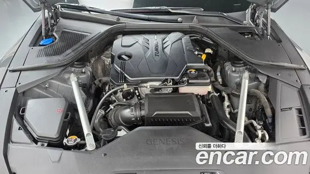 Genesis Electrified G80 2021 — Фото 6/20