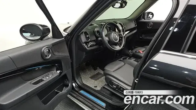 Mini Cooper Countryman 2024 — ფოტო 10/20